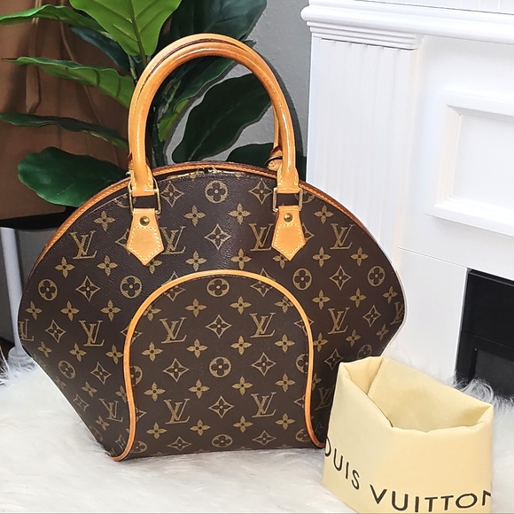 Louis Vuitton Handbags - 🔥🔥 Beautiful Condition 🔥🔥 Authentic Louis Vuitton Ellipse MM